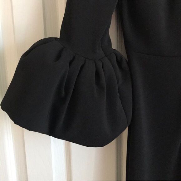 Issue New York black bell/puff sleeve dress B22‎ - Picture 4 of 7